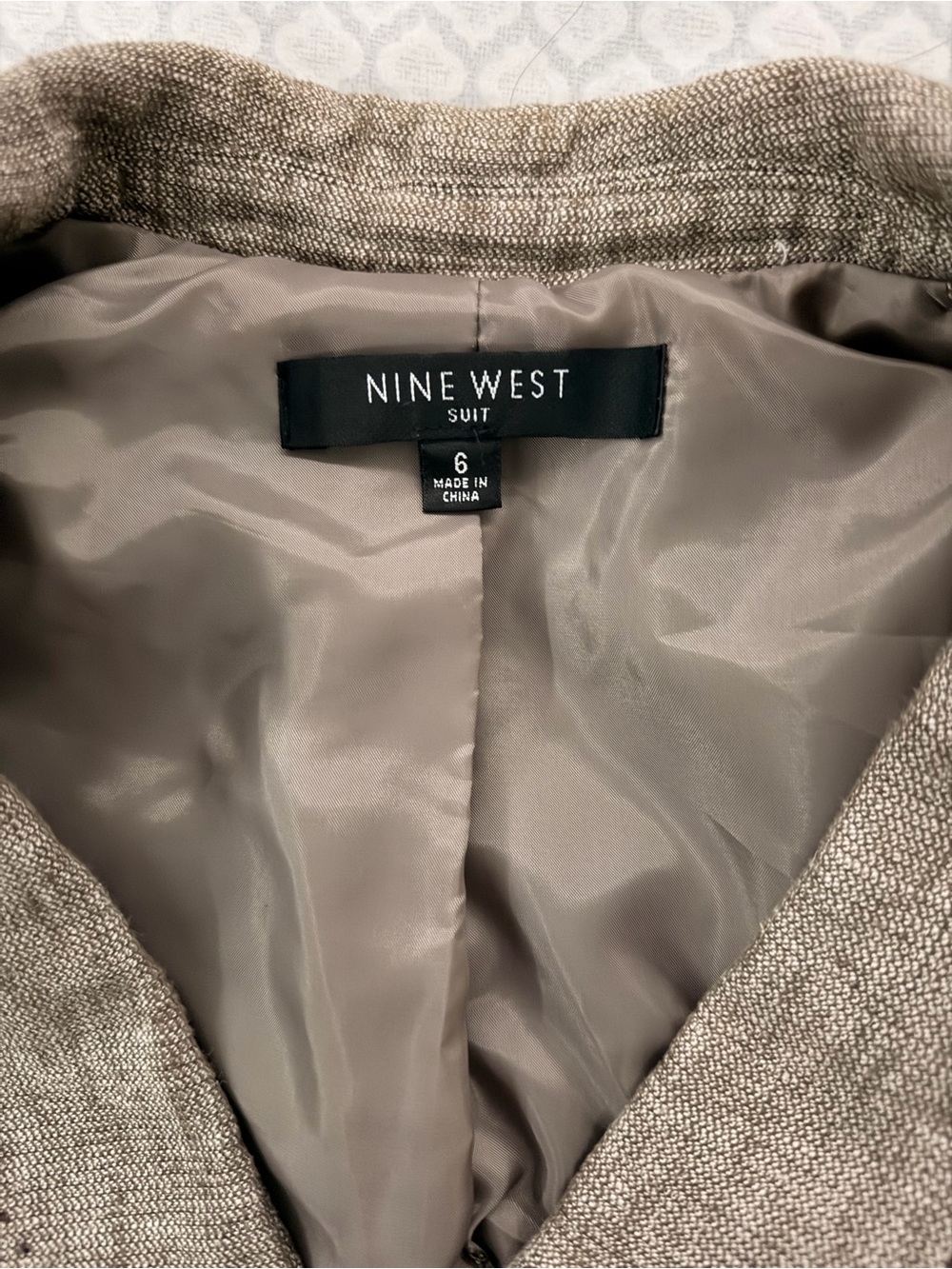 Nine West Taupe Linen-Blend Blazer Top
